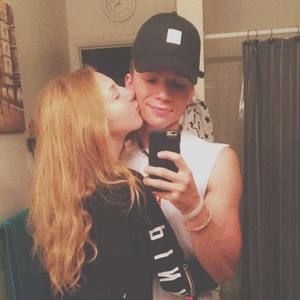 Meet your Posher, Taylor